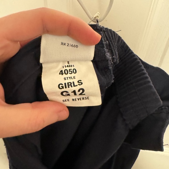 Dennis uniforms girls shorts - Picture 2 of 6